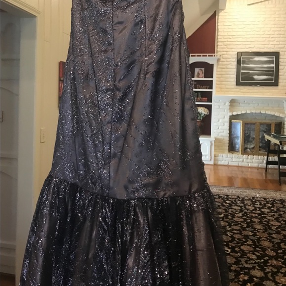 Never worn silver glitter prom dress - Picture 6 of 12